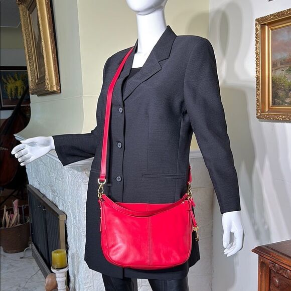 NWOT Fossil Jolie Red Leather Crossbody Bag - Picture 3 of 14